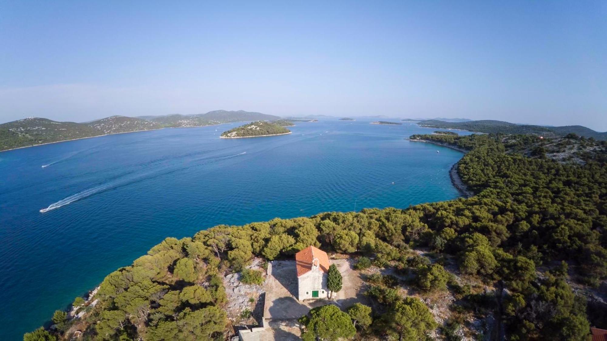 Tisno Resort 외부 사진