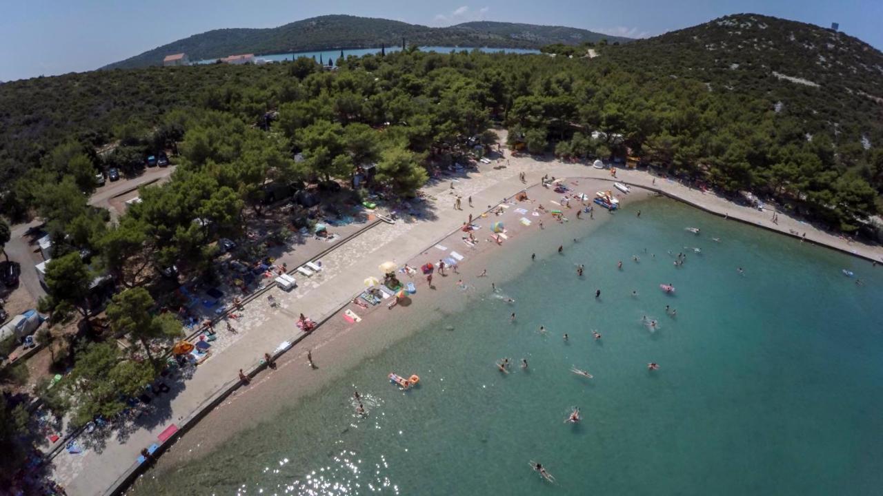 Tisno Resort 외부 사진