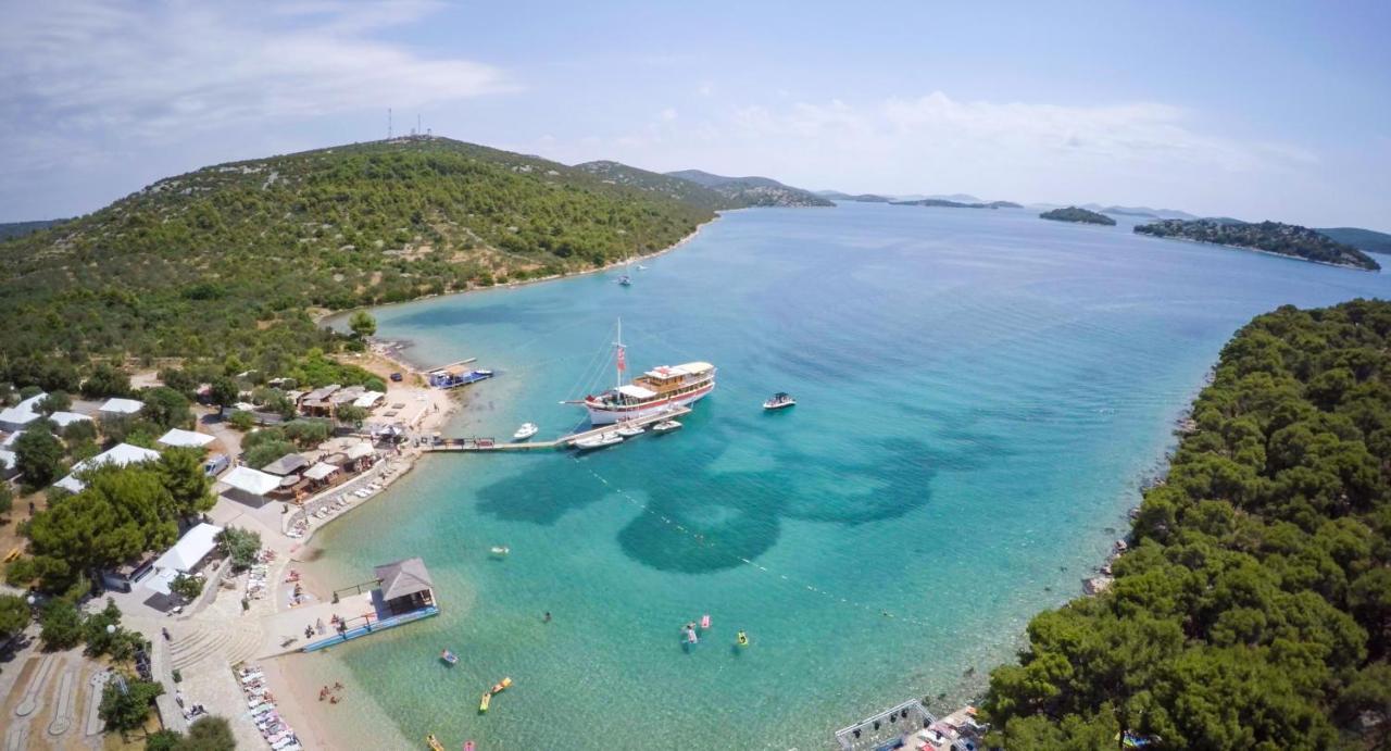 Tisno Resort 외부 사진