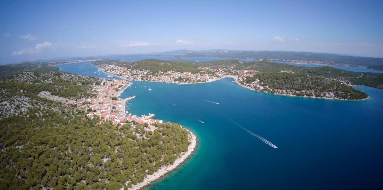 Tisno Resort 외부 사진