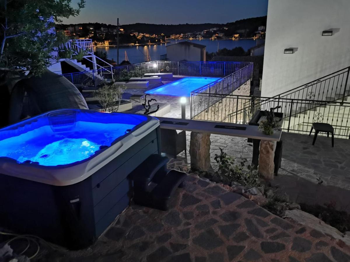 Tisno Resort 외부 사진
