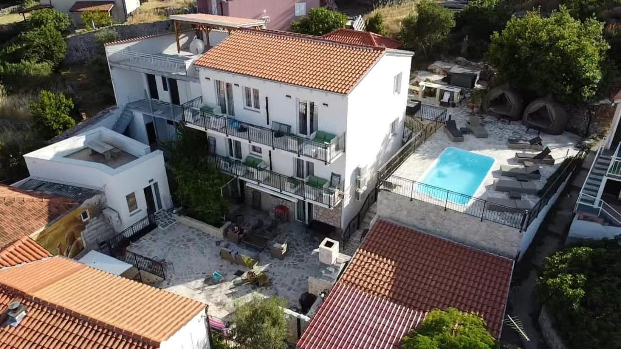 Tisno Resort 외부 사진