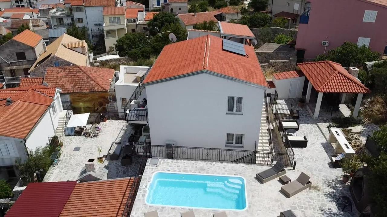 Tisno Resort 외부 사진